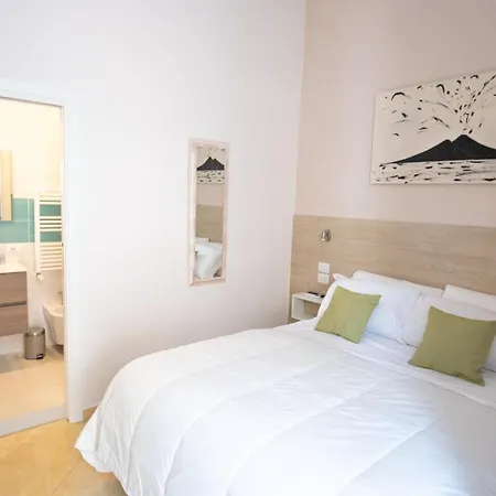 Leone Suites Toledo-2